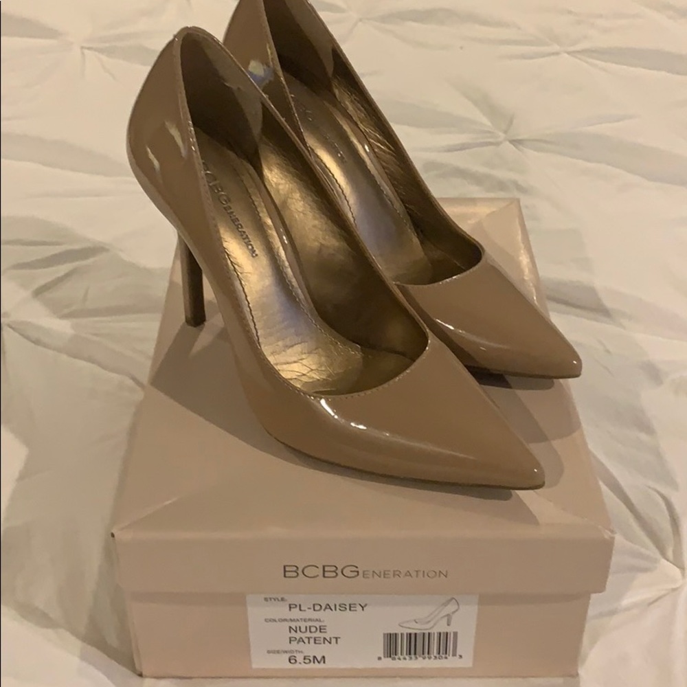 BCBGeneration nude patent heels
